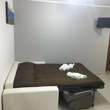 Dea House Airport Apartment Naples